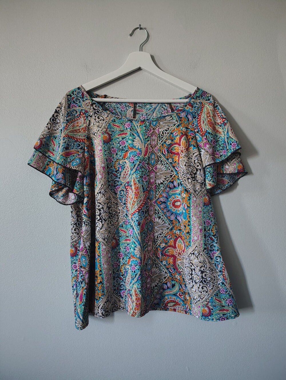 NWOT Multicolour and Paisley Print Blouse